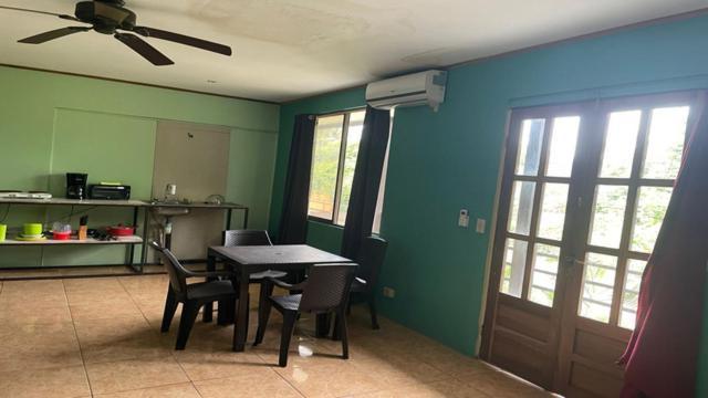 Be My Guest Cabinas Puerto Viejo de Talamanca Экстерьер фото
