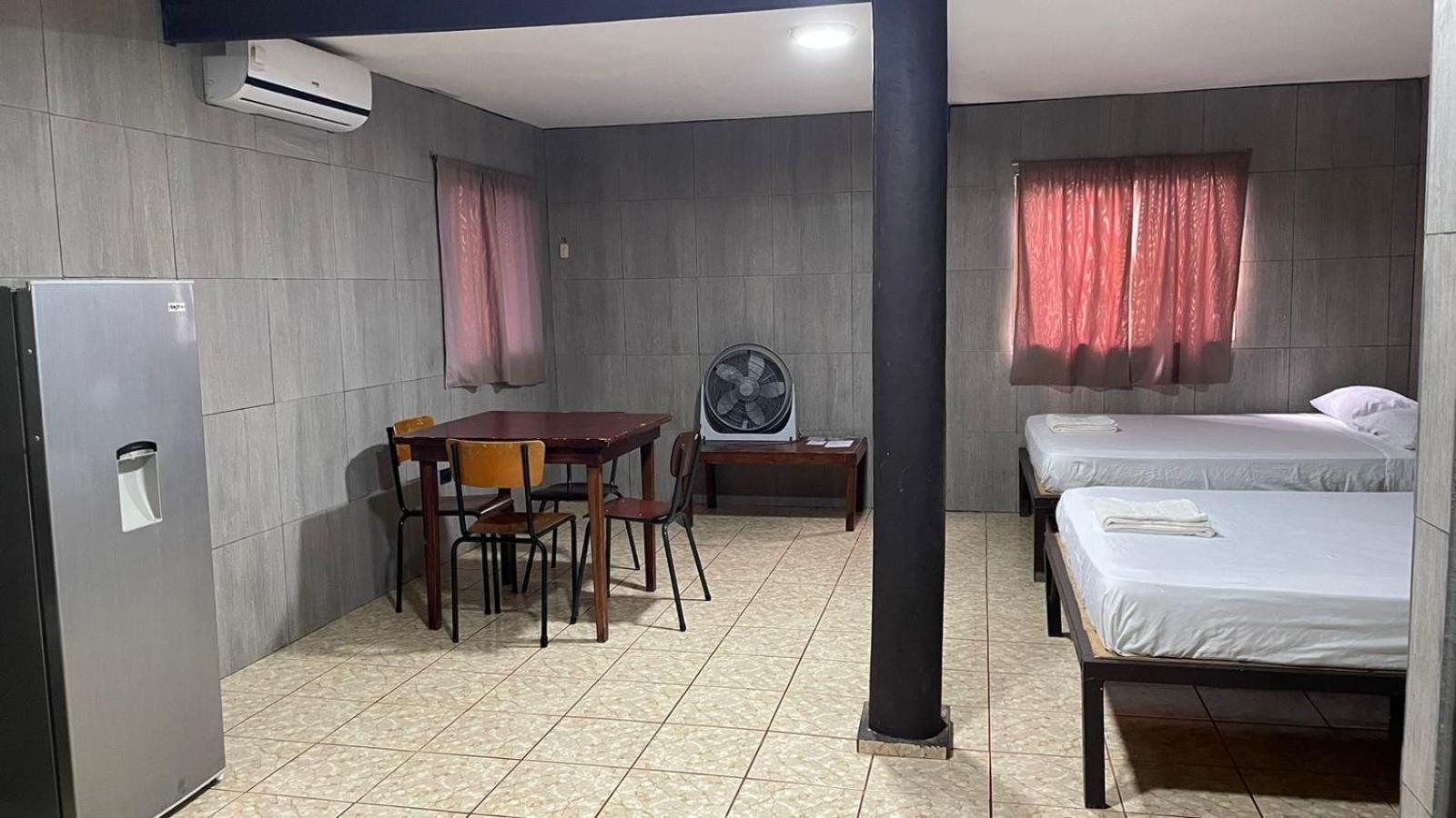 Be My Guest Cabinas Puerto Viejo de Talamanca Экстерьер фото