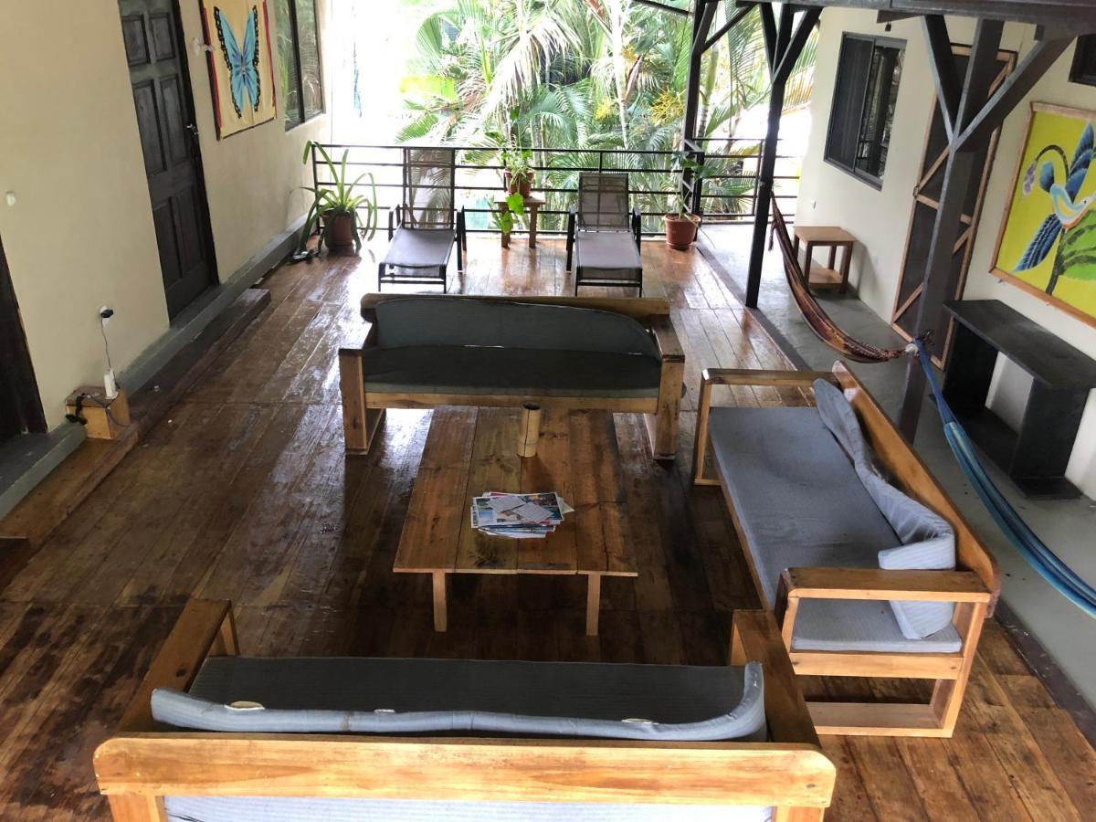 Be My Guest Cabinas Puerto Viejo de Talamanca Экстерьер фото